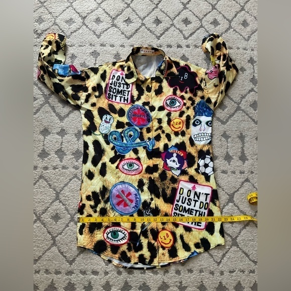 Women’s Blouse - Picture 11 of 12